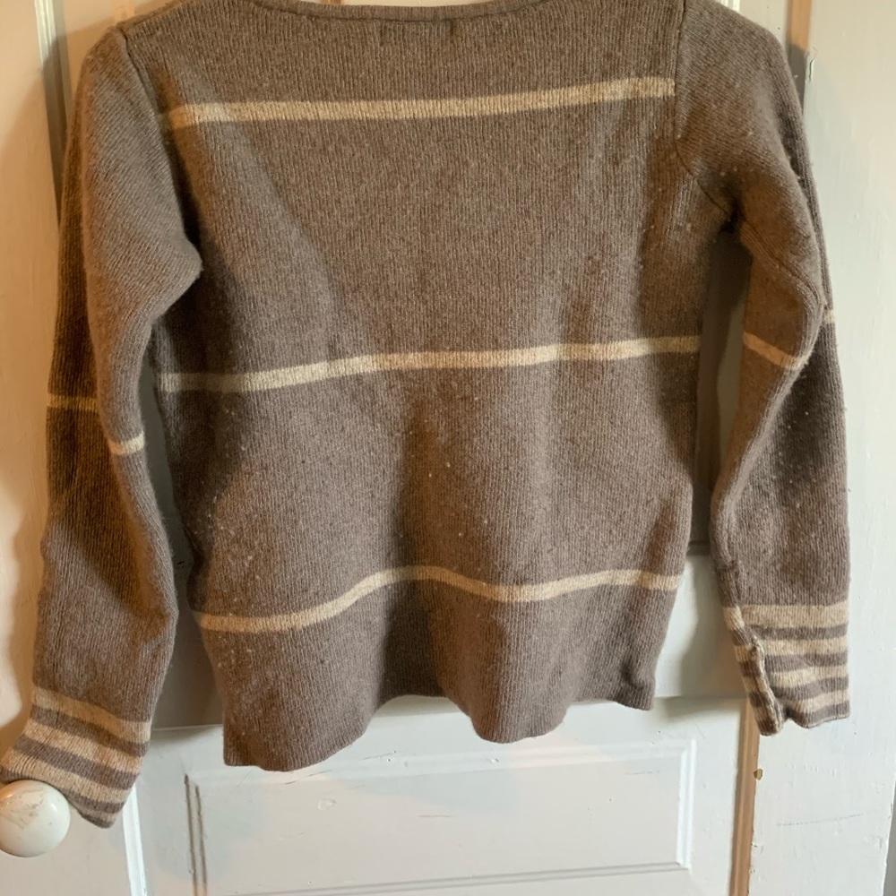 Sweater - Picture 4 of 4
